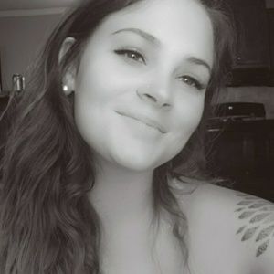 Meet your Posher, Kaila